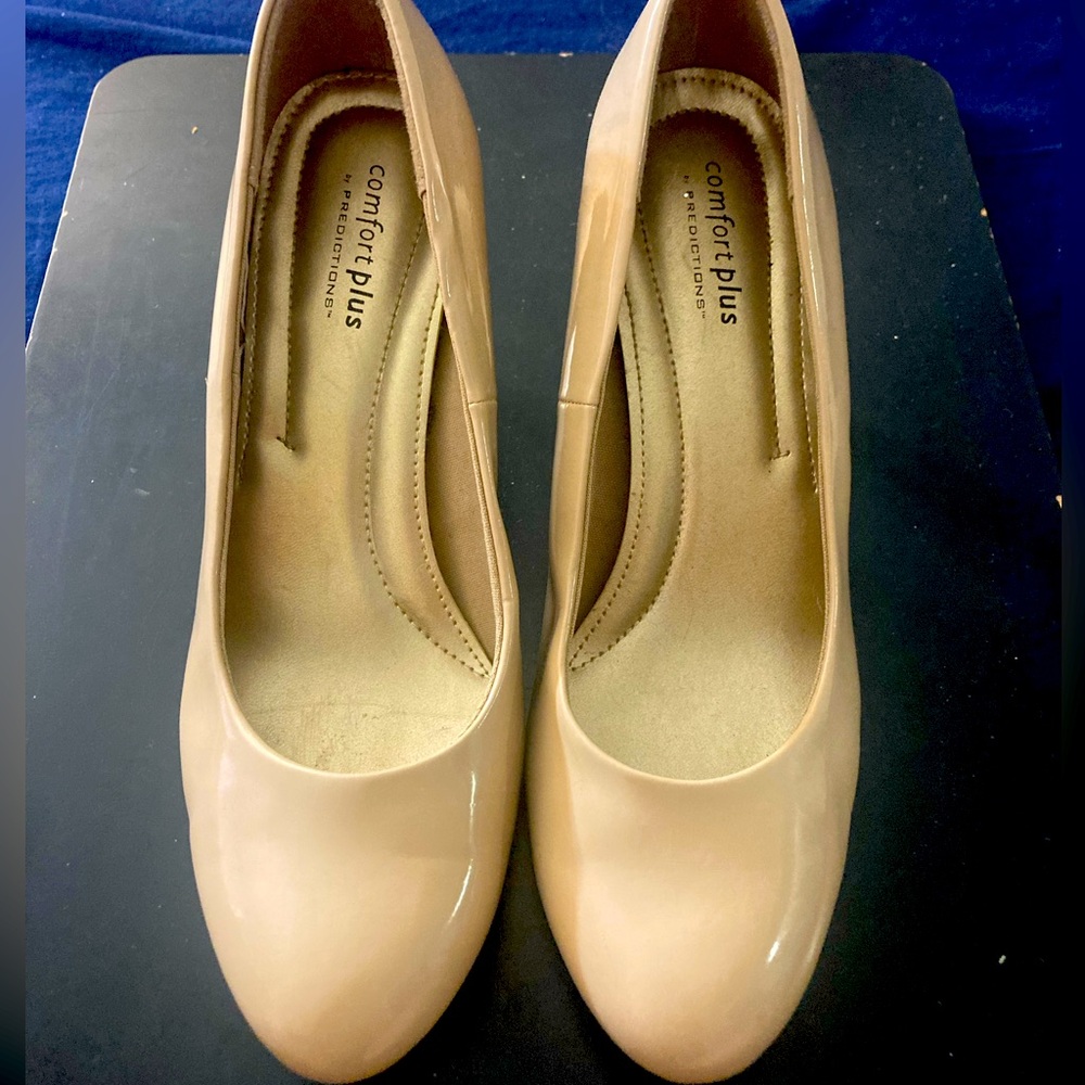 Nude Comfort Plus Heels